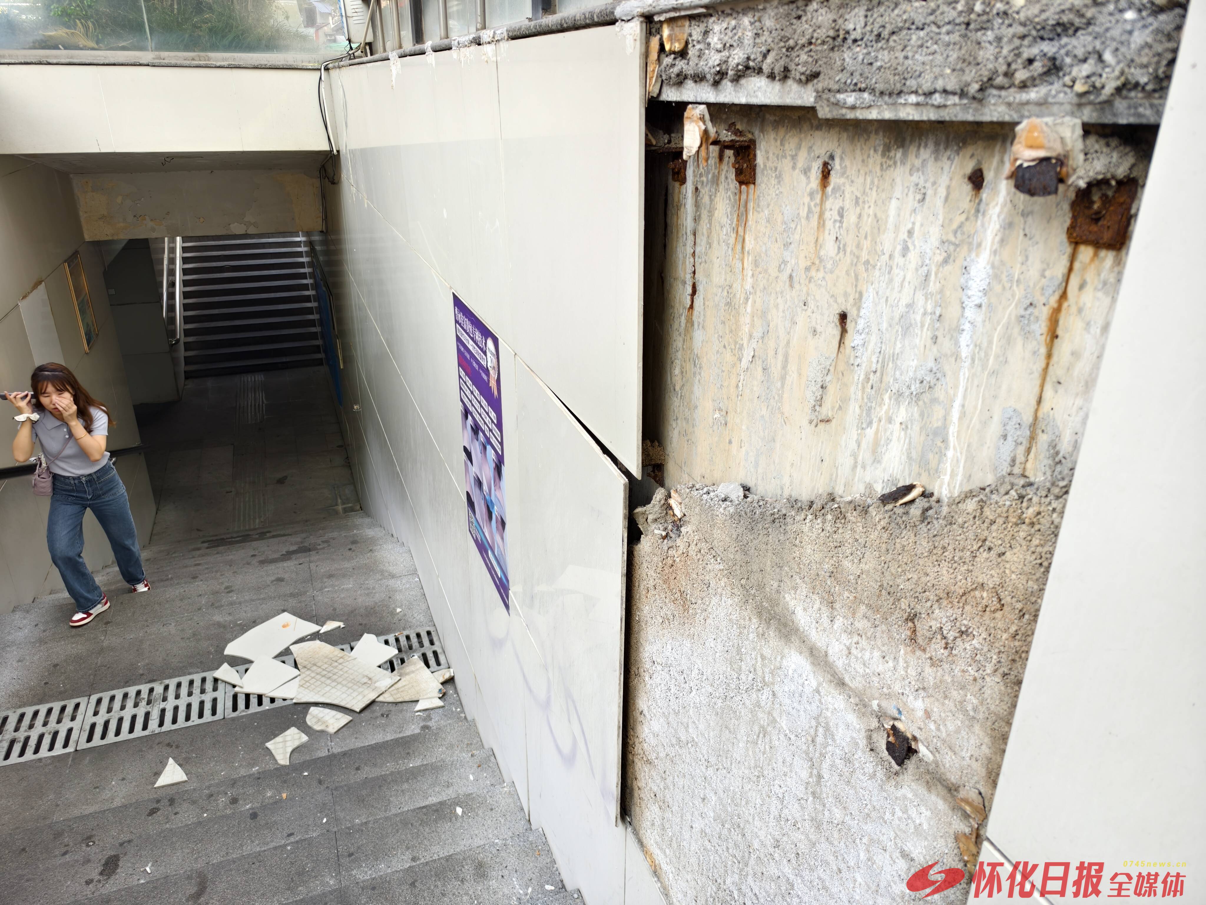 墙砖掉了几块怎么补救好用(墙砖掉了几块怎么补救好用呢)